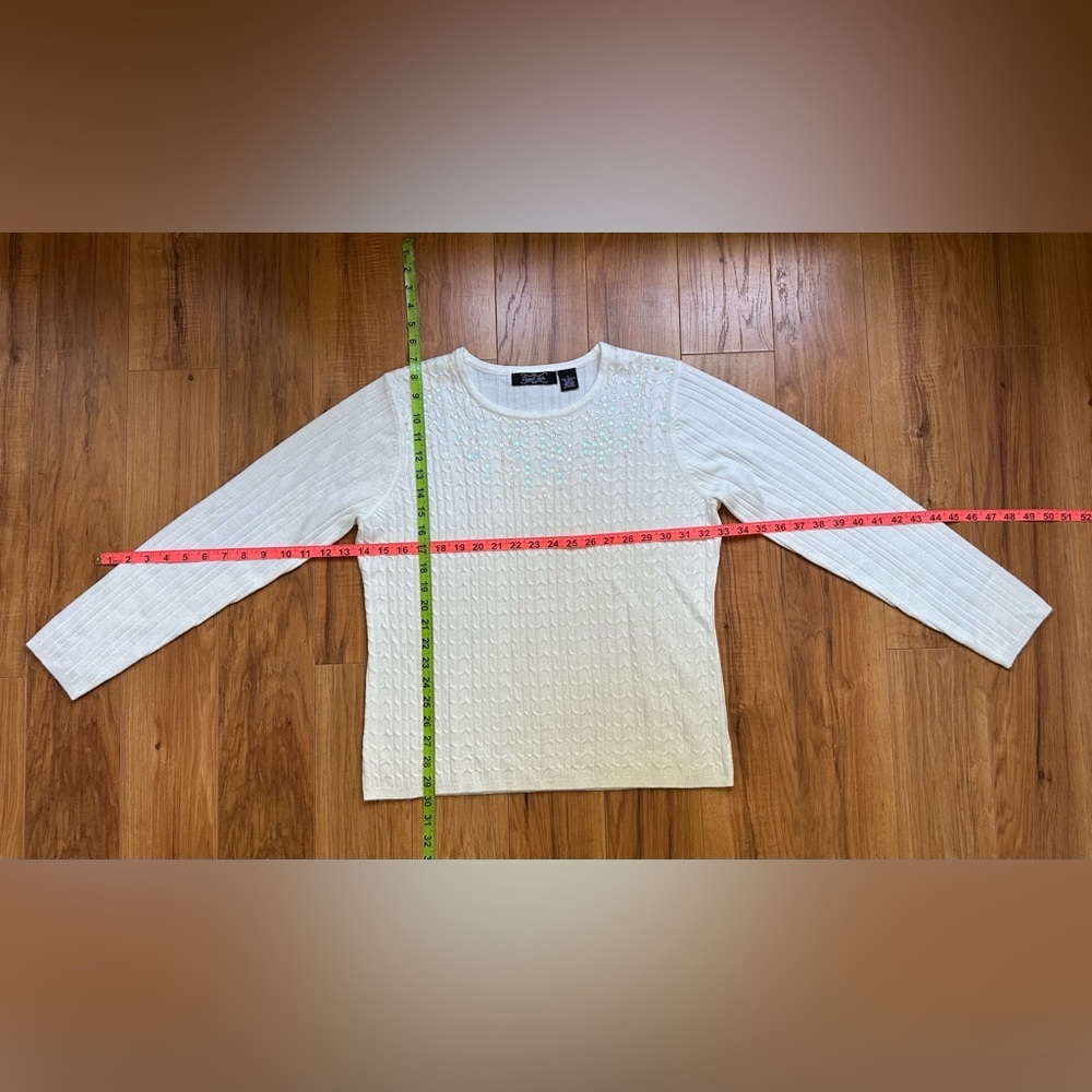 Vintage Large Krystal Kobe White/ Cream Cable Knit Sweater with Sequin Detail - Picture 3 of 11